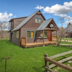 Hiker - Rare gem in an outdoorsman's paradise
