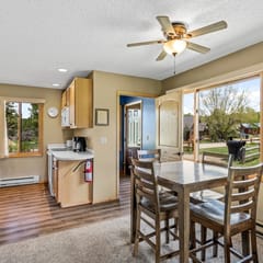 Homesteader - Peaceful cabin with beautiful views