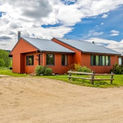 Homesteader - Peaceful cabin with beautiful views