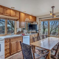 Smokey - Gorgeous cabin right on the Elk River