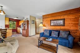 Independence - Cozy cabin, pet friendly, hot tub - Image 3