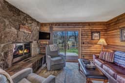 Eagle's Nest - 2 bed 2 bath cabin on the Elk River - Image 3