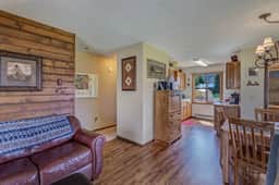 Eagle's Nest - 2 bed 2 bath cabin on the Elk River - Image 5