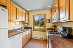 Indian- Full kitchen, pet friendly, stunning views - Image 5