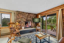 Fish Hook - Cozy cabin tucked in the mountains - Image 5