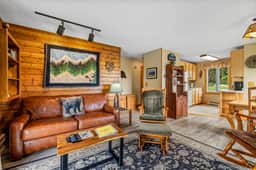 Fish Hook - Cozy cabin tucked in the mountains - Image 2