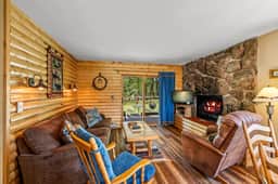 Rainbow – Beautiful cabin in the mountains - Image 2
