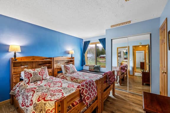 Jack Rabbit - Experience the beautiful Elk River - Image 4