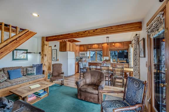 Smokey - Gorgeous cabin right on the Elk River - Image 3