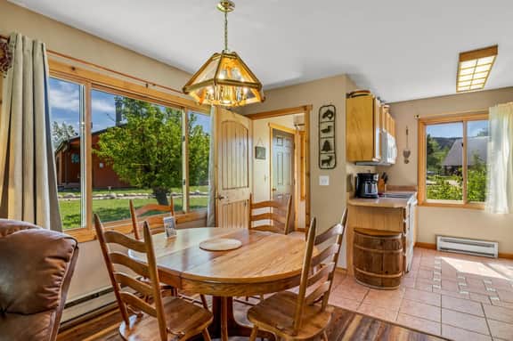 Rainbow – Beautiful cabin in the mountains - Image 3