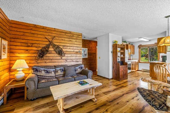 Chipmunk - Cozy pet friendly cabin - Image 1